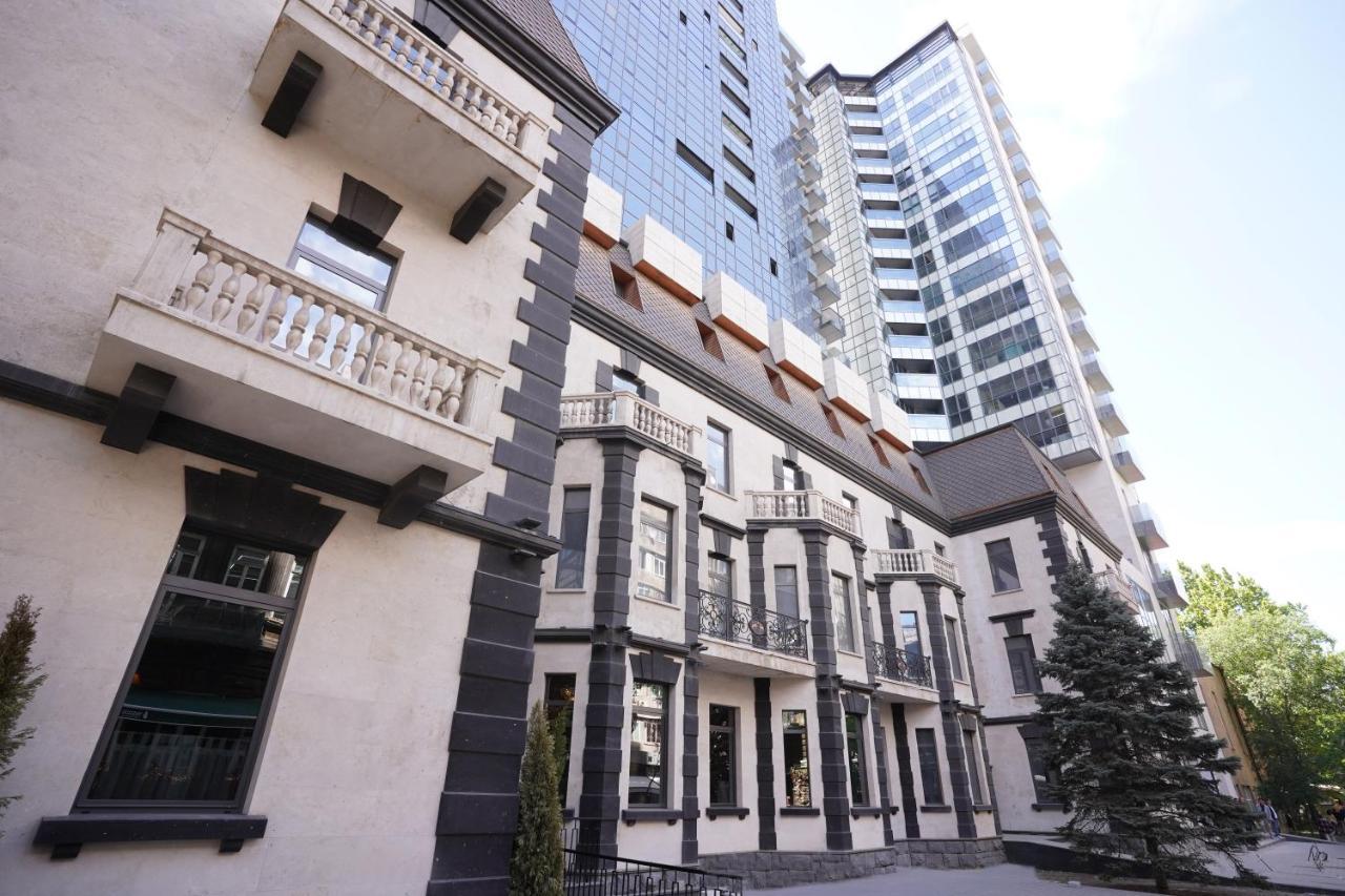 Soho Hotel City Centre Ereván Exterior foto