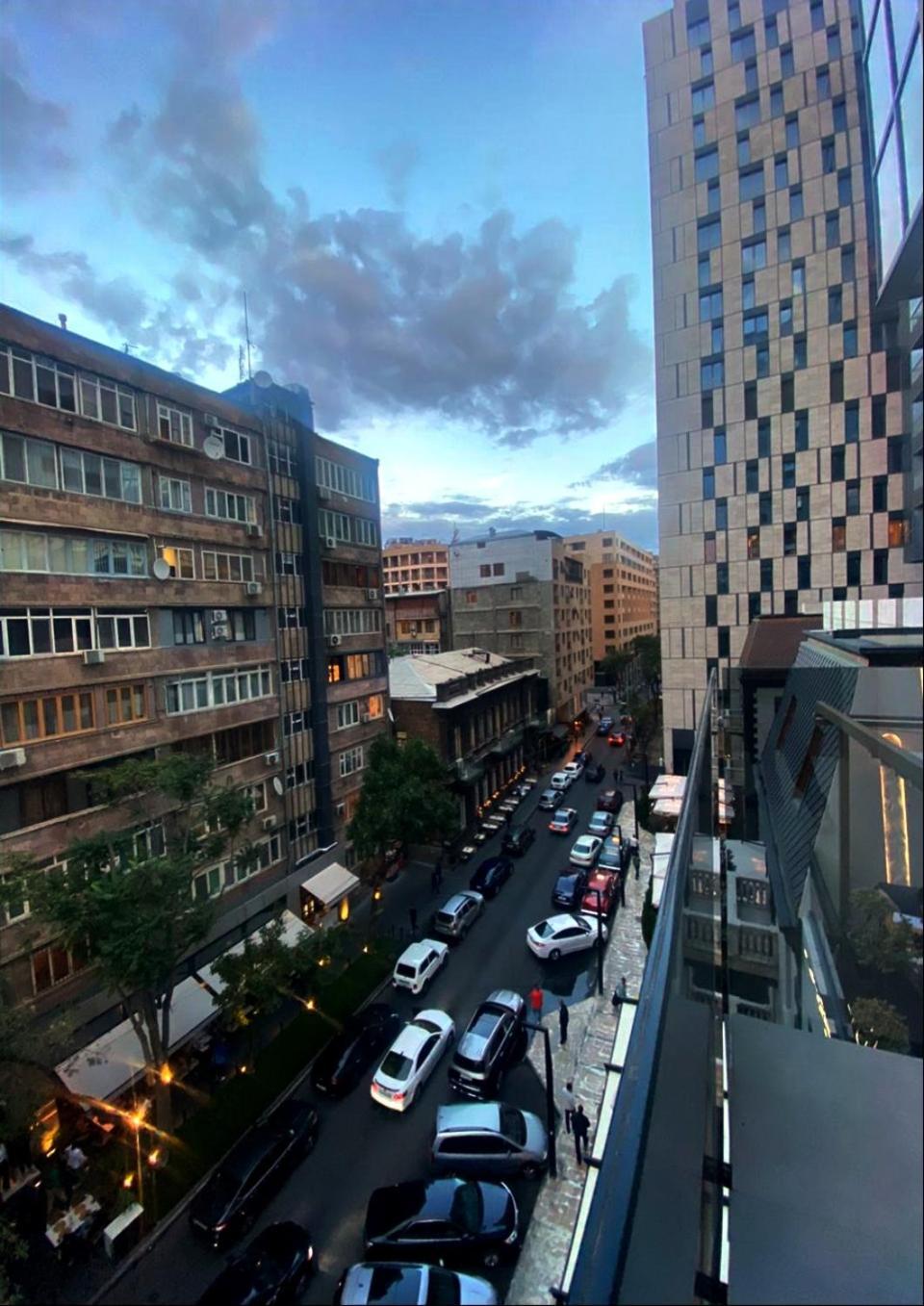 Soho Hotel City Centre Ereván Exterior foto